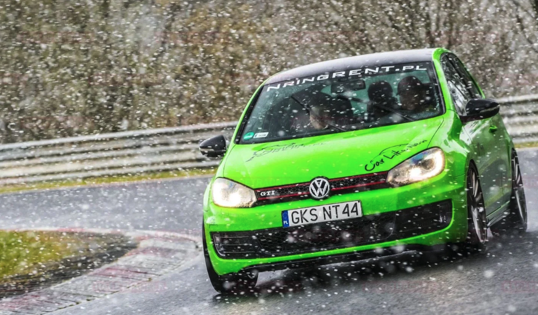 Volkswagen Golf 6 GTI DSG
